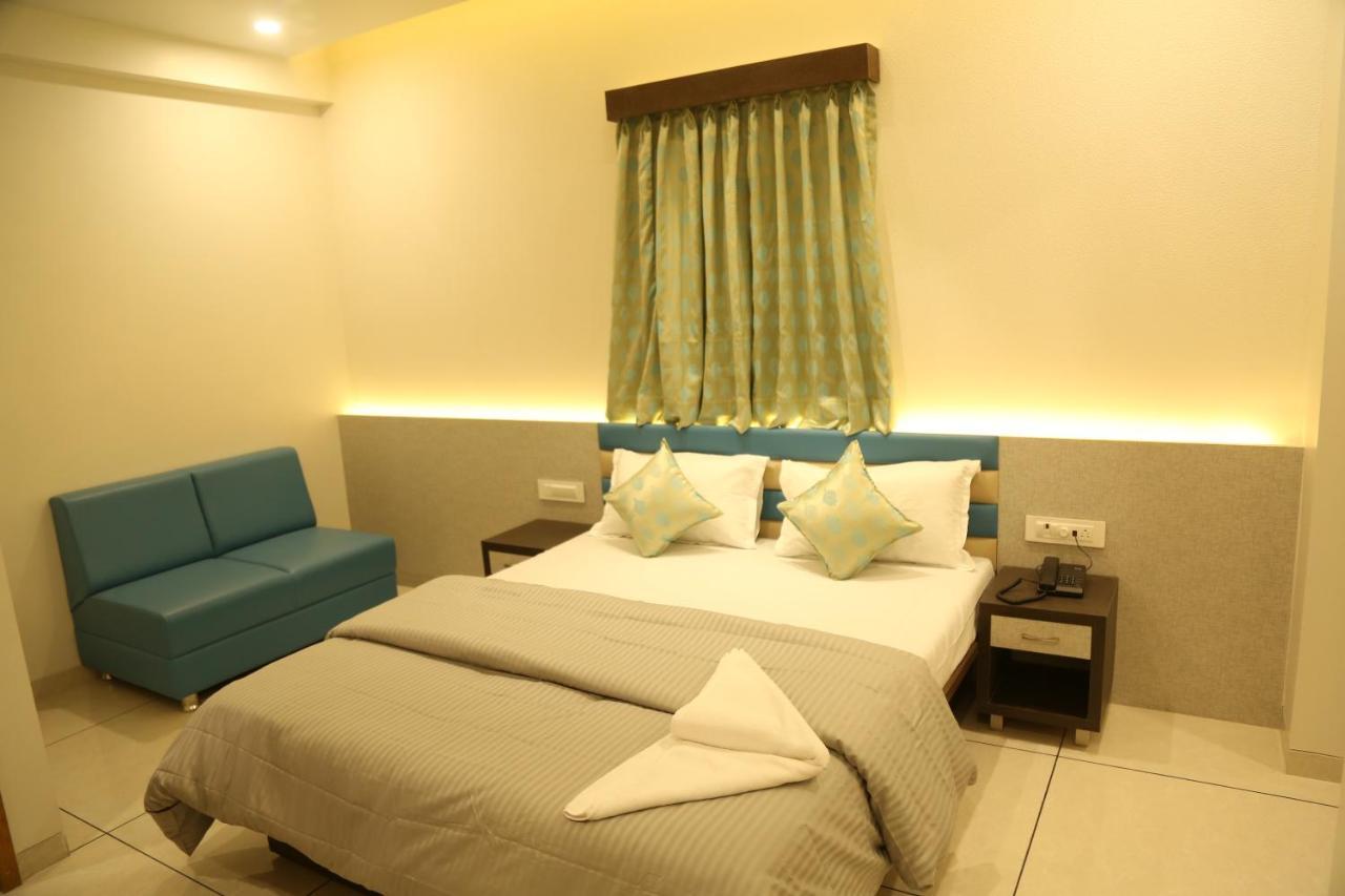 Hotel Bhagyoday Limodara Exterior foto