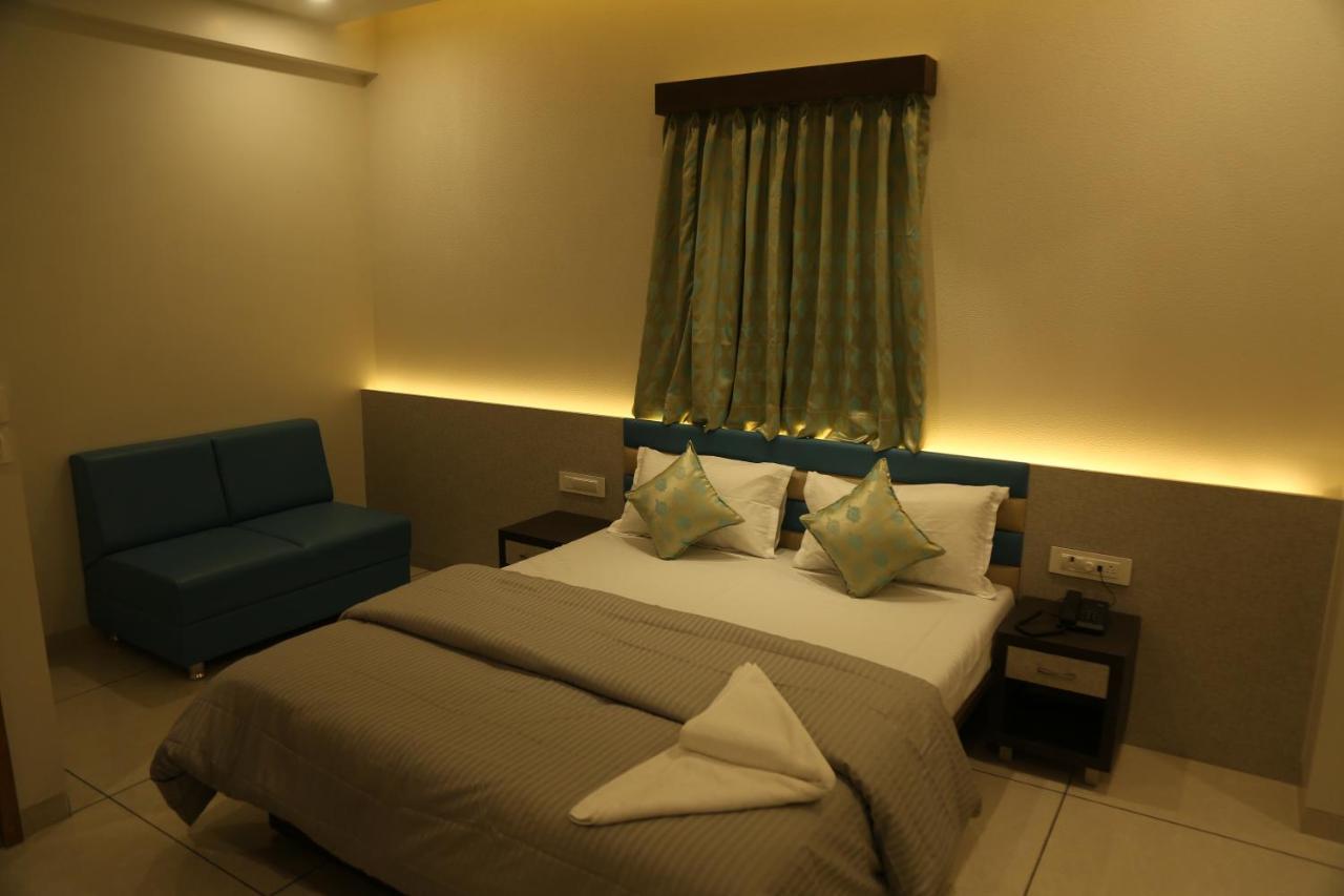 Hotel Bhagyoday Limodara Exterior foto